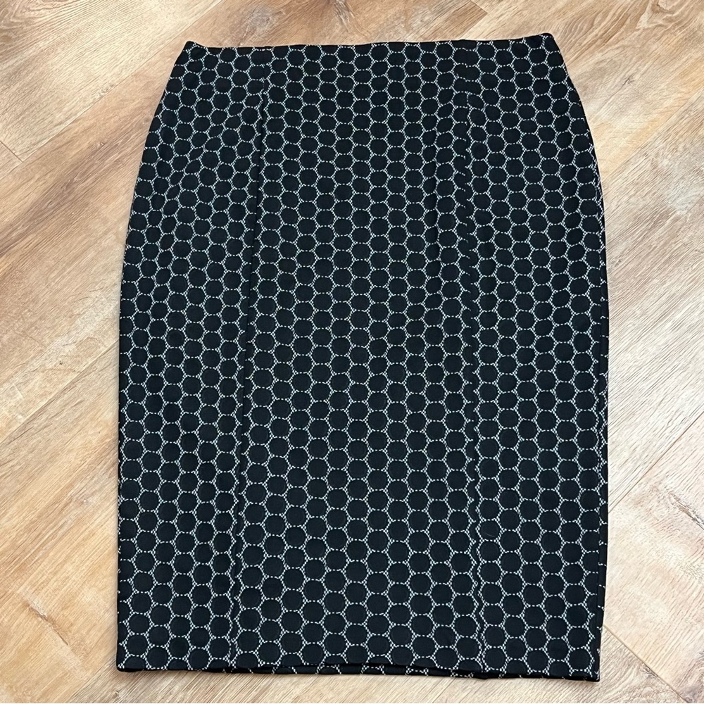 Elle Black Patterned Skirt